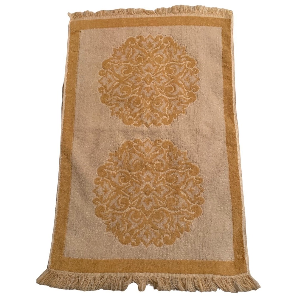 Vintage Fieldcrest Retro MCM Yellow Gold Medallion Pattern Hand Towel
